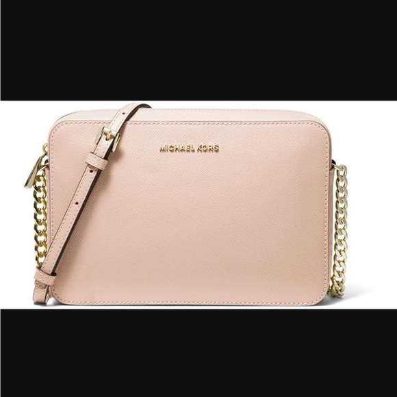Michael Kors Saffiano leather Jet Set pink crossbody bag